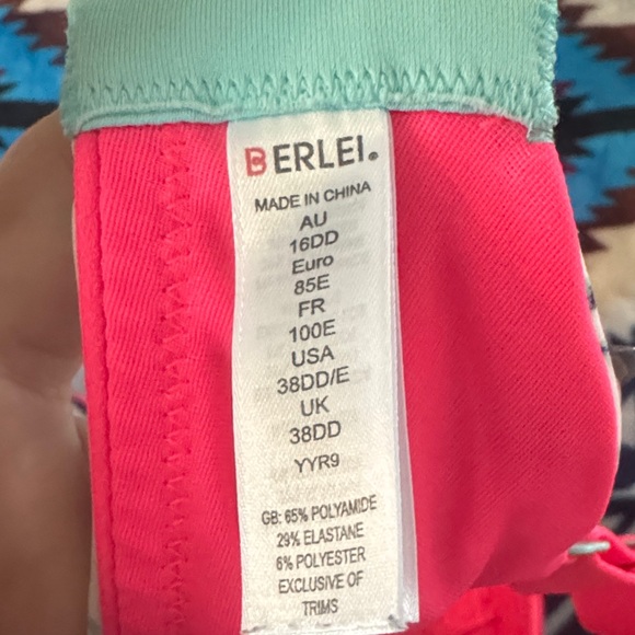 Berlei Pink and Mint Patterned Bra - Picture 3 of 3